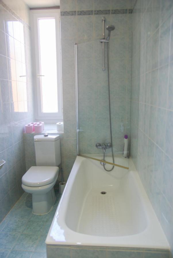 Double or Twin Room Private Bathroom