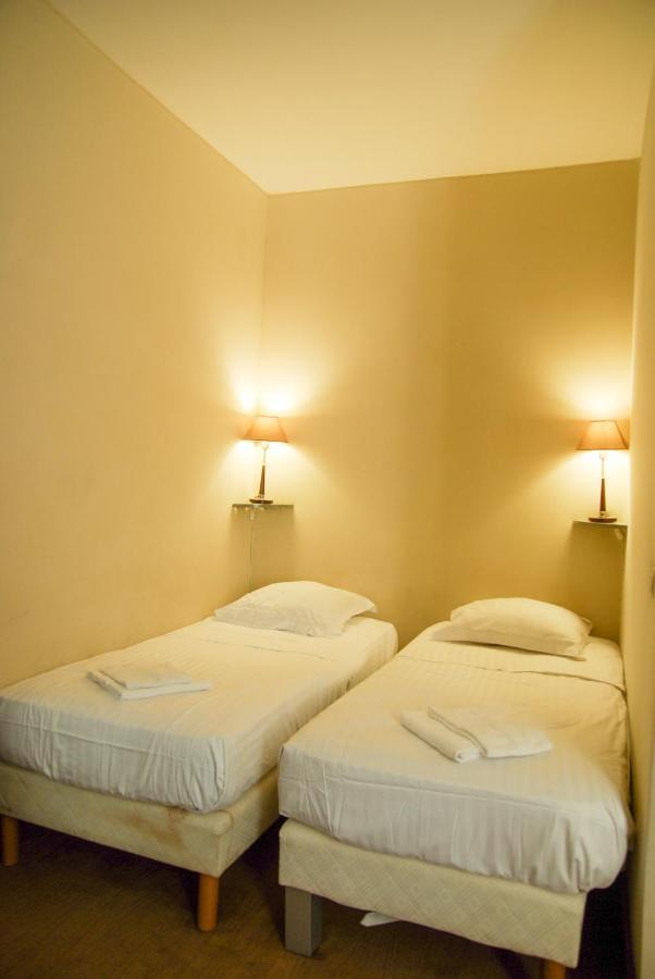 Double or Twin Room Private Bathroom